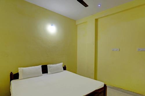 Gallery image of SPOT ON Rs Guest House in Katni