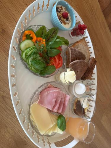 Φαγητό σε αυτός ο ξενώνας ή κάπου εκεί κοντά