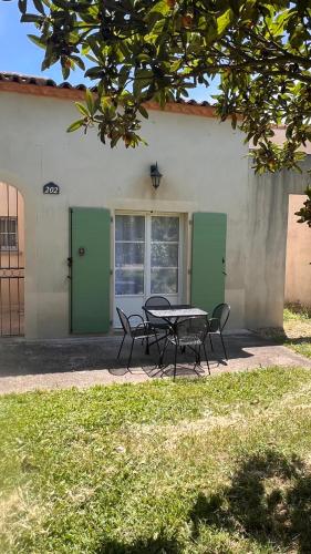 La villa De Lina 202 -Self Check In