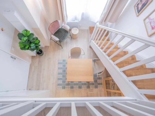 Photo de la galerie de l'établissement Cosy loft-style apartment in the 10th, à Paris