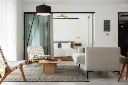 Ella Luxury Suites