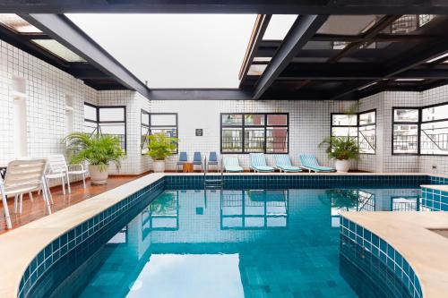 Πισίνα στο ή κοντά στο H4 Hotel Opera Jardins