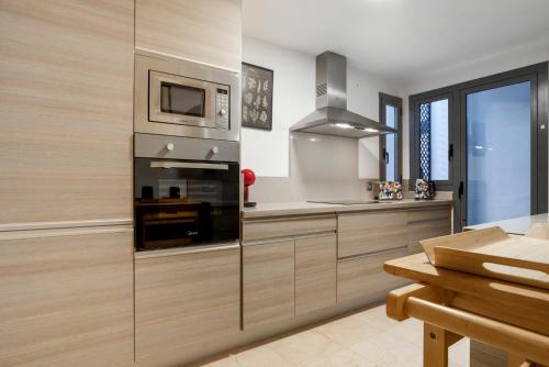Acosta 3 by Asola Property