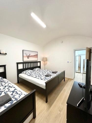 The Little Peaceful Retreat Near Center