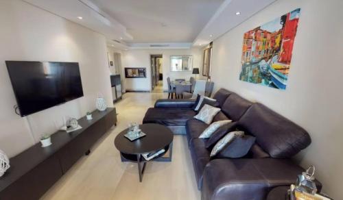 Departamento en complejo residencial Bahía del Plata, Estepona, España