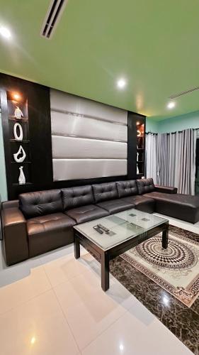Χώρος καθιστικού στο The Green House Pool Villa Udonthani