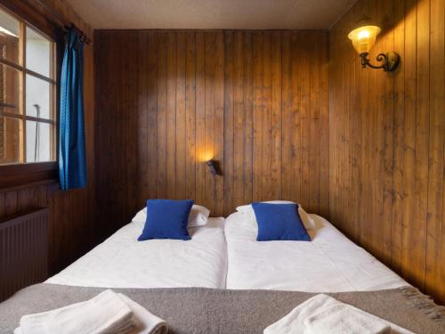 Chalet Brisca by Interhomeにあるベッド
