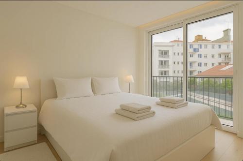 1 BDR Apartment with Pool and Balcony by LovelyStay