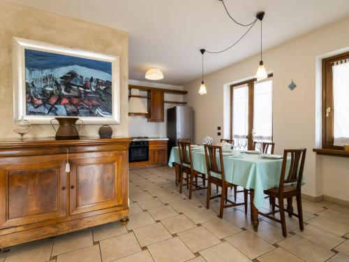 Η κουζίνα ή μικρή κουζίνα στο Apartment Xino Villetta by Interhome