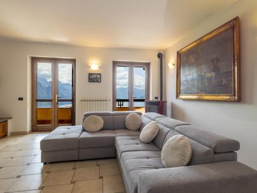 Χώρος καθιστικού στο Apartment Xino Villetta by Interhome