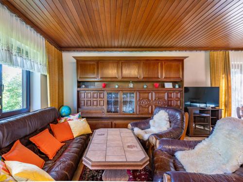 TV a/nebo společenská místnost v ubytování Holiday Home Zeitlos by Interhome