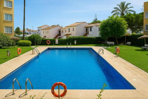 Piscina en o cerca de La Cala de Mijas apartment, Sea View, 200m from the beach, close to town
