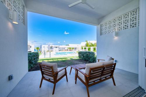 Sunset Point: Chic Meets Luxury