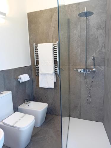 Bilik mandi di Hotel Paradiso Portovenere