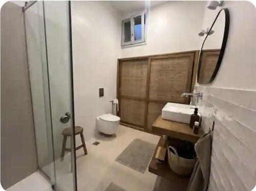 Filoi Rooftop Boutique House,5pax