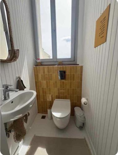 Filoi Rooftop Boutique House,5pax