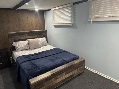 Postel nebo postele na pokoji v ubytování Winnipeg 4 bedrooms cozy home