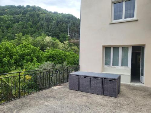 Photo de la galerie de l'établissement Bas de villa, à Vals-les-Bains