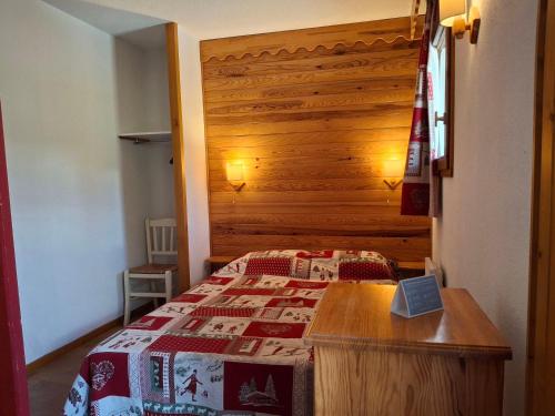 Ένα ή περισσότερα κρεβάτια σε δωμάτιο στο Saint François Longchamp - 6 pers, 33 m2 - FR-1-807-121