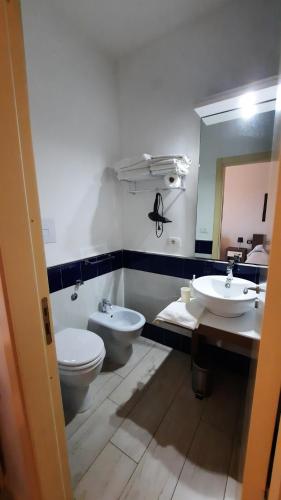 Ένα μπάνιο στο BrezzaMarina