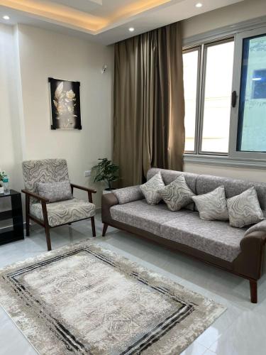 استديو شارع منتصر امام مستشفي الجهاز الهضمي المنصوره والجامعه