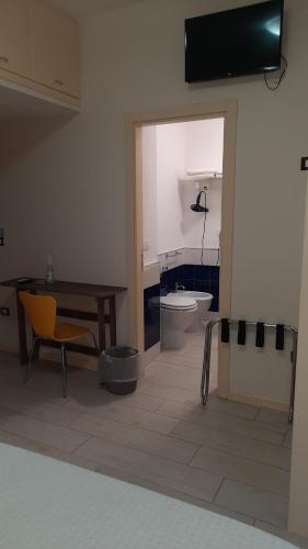 Μια τηλεόραση ή/και κέντρο ψυχαγωγίας στο BrezzaMarina