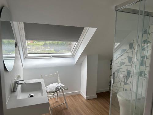 Gallery image of Hotel Playa de Sardiñeiro in Finisterre