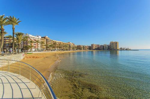 163 Fabulous Apartment Alicante-Holiday