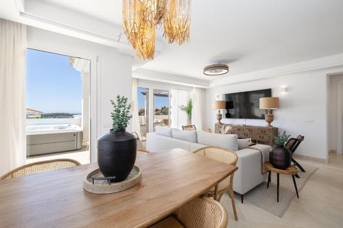 Luxury Penthouse Private SPA Aloha Marbella by AORA STAY