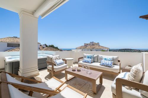Luxury Penthouse Private SPA Aloha Marbella by AORA STAY