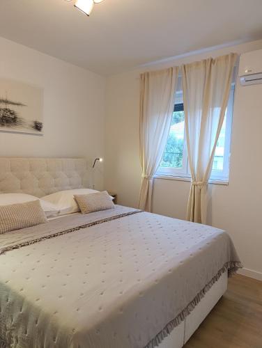 Luxury apartments Nicole 2