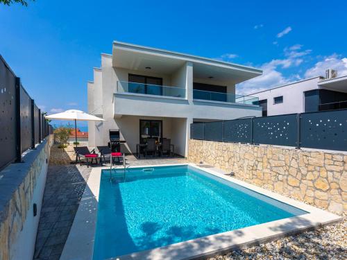Holiday Home Larus by Interhome