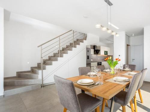 Holiday Home Larus by Interhome