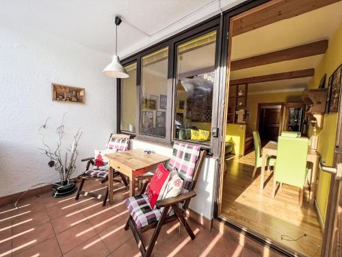 Apartment Sunshine Top 12 by Interhome