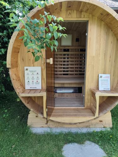 a saunaificialificialificialificialificialificialificialificialificialificialificialificialificial at Africando - Spa & Sauna in Rhisnes