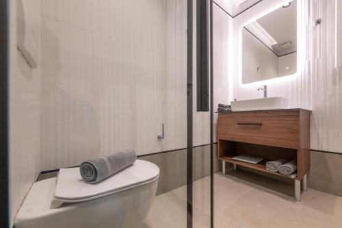 Salle de bains dans l'établissement CENTRO Suites