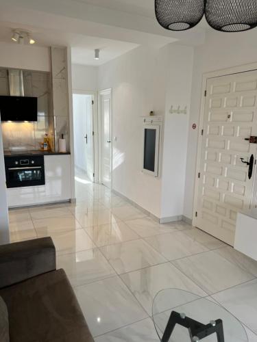 Charming apartment with Year-Round Pool & Near Sea