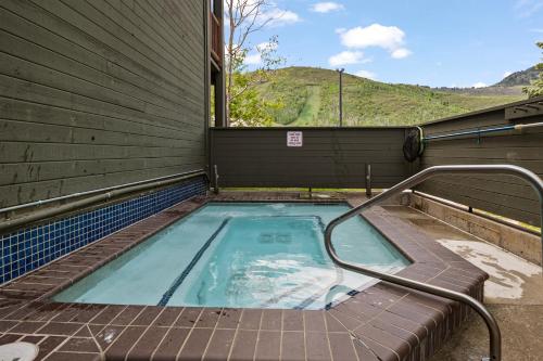 Πισίνα στο ή κοντά στο Powder Pointe Condos by Park City Vacations