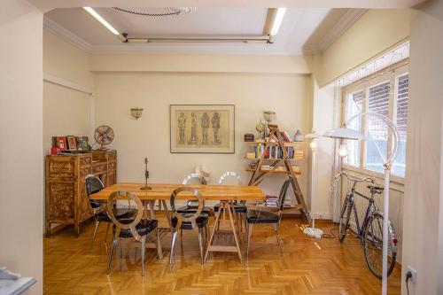 La Boheme stylish Flat i