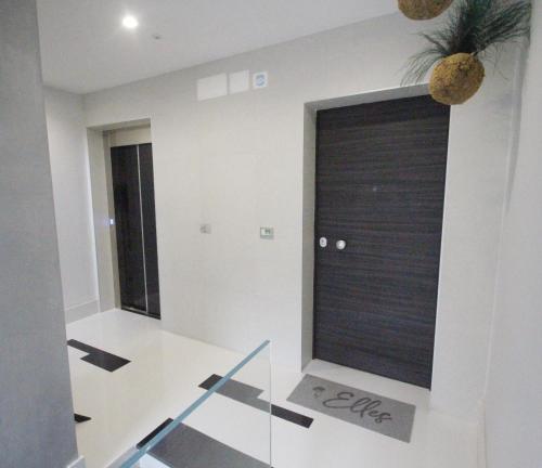 Φωτογραφία από το άλμπουμ του B&B Elles con parcheggio interno στη Μπαρλέτα