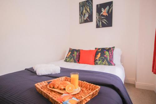 JQ Stylish Apartment - Next to City Centre - Perfect for Contractors, Tourist, Couples - 24-7 Secure Access & FAST WIFI photo 11