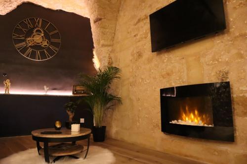 Μια τηλεόραση ή/και κέντρο ψυχαγωγίας στο Wine Not