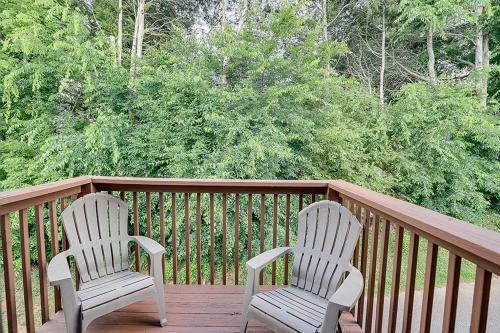 Tonys Joint by Venture Smoky Mountains photo 15