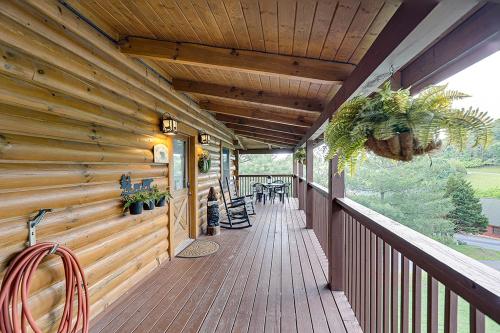 Tonys Joint by Venture Smoky Mountains photo 16
