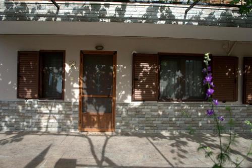 Gallery image of Bella's House in Stavros