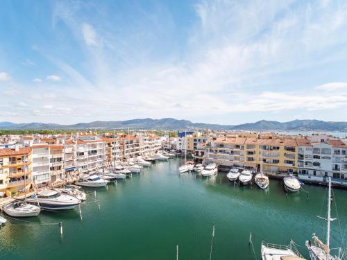 Apartamento C Frente al canal con Terraza