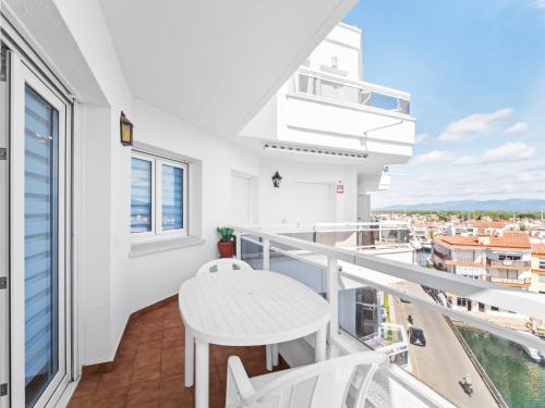 Apartamento C Frente al canal con Terraza