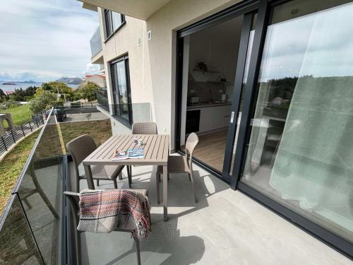 Four M no2 Apartment