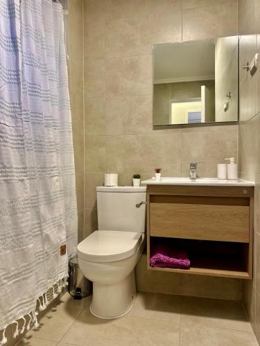Bilik mandi di Agradable y Amplio departamento