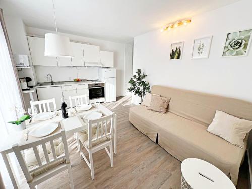 1 bedroom apart in Las Americas!